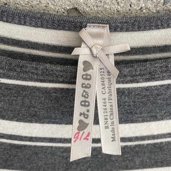 🤍 Jo&Co Gray & cream striped dress - Picture 4 of 6